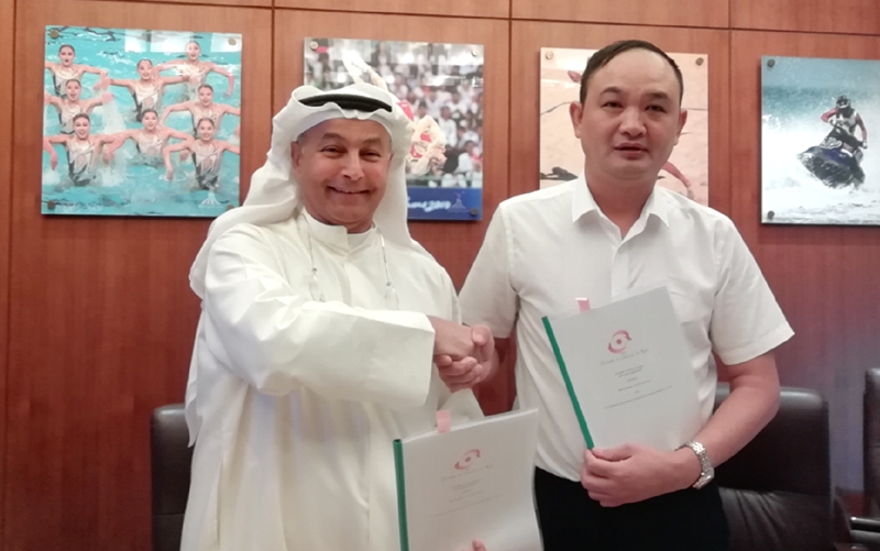 2019年8月29日，时任亚奥理事会总做事侯赛因·穆萨拉姆与888集团电子游戏董事长签约